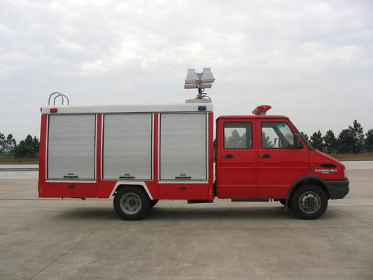 IVECO 95KW Mini Truck Fire Truck 4x2 Red Color For Fire Fighting