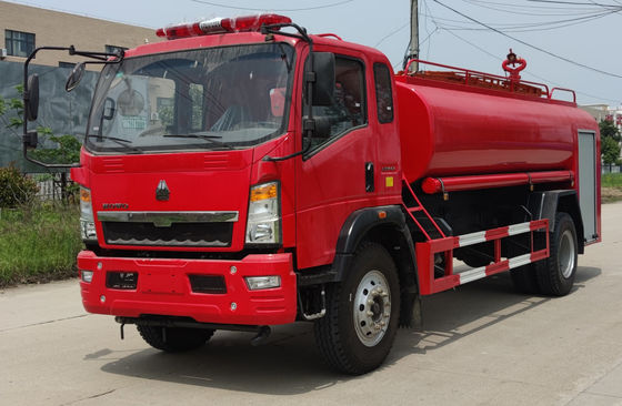 HOWO 118KW Water Rescue Fire Truck 4x2 9000L For Fire Fighting