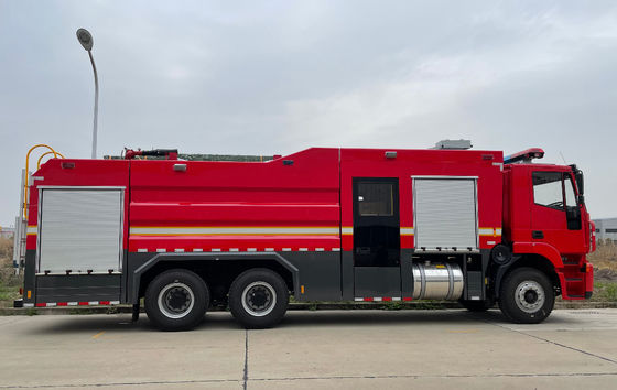 IVECO Heavy Fire Truck And Fire Engine 6x4 290hp 10000L With Water Foam