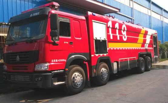 339kw 8x4 Heavy Duty Fire Truck With 25000L Water Tank Capacity